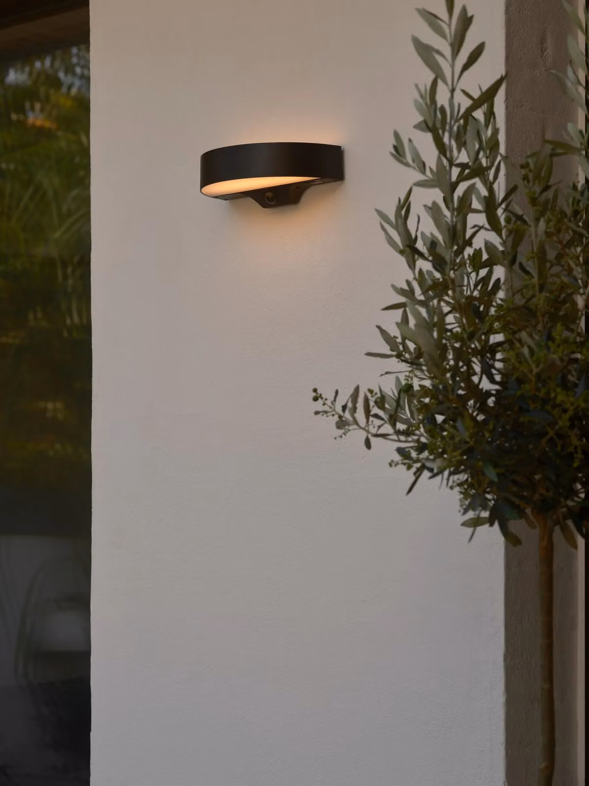 Nordlux Monay Solar LED Outdoor Wall Light with Motion Sensor, Black Plastic, IP44, Warm White 3000k – 6
