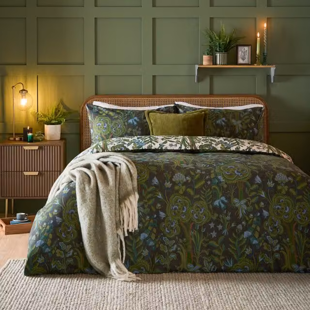 furn. Garden of Wonder Reversible Floral Polycotton Duvet Cover Set, Evergreen, W: 140 cm, L: 200 cm – 1