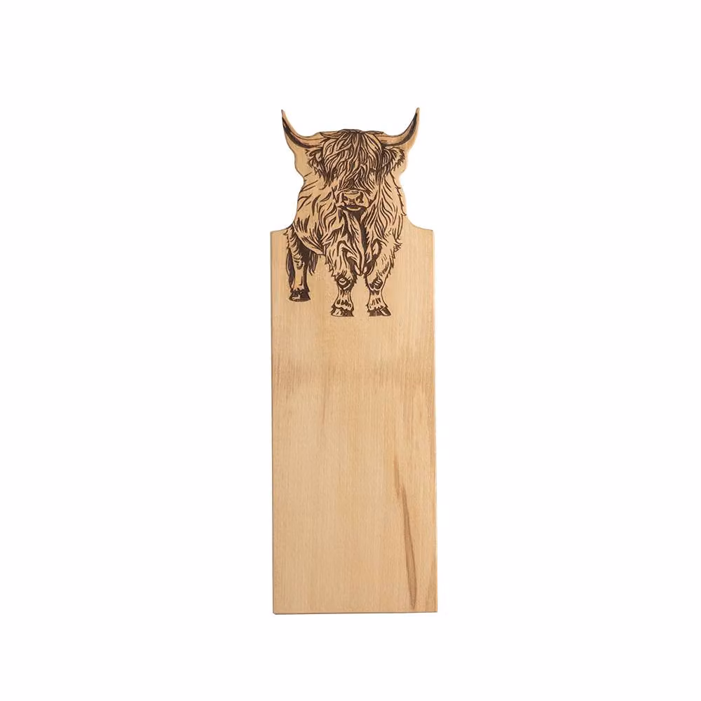 Selbrae House Highland Cow Framed Beech Serving Board in Beige, Sand and Brown – 2