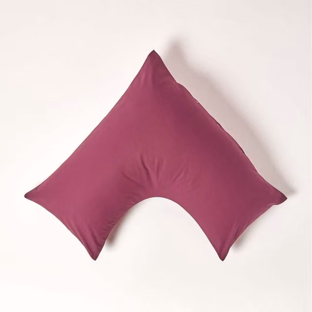 Homescapes Purple Egyptian Cotton V-Shape Pillowcase, 200 Thread Count Percale – 1