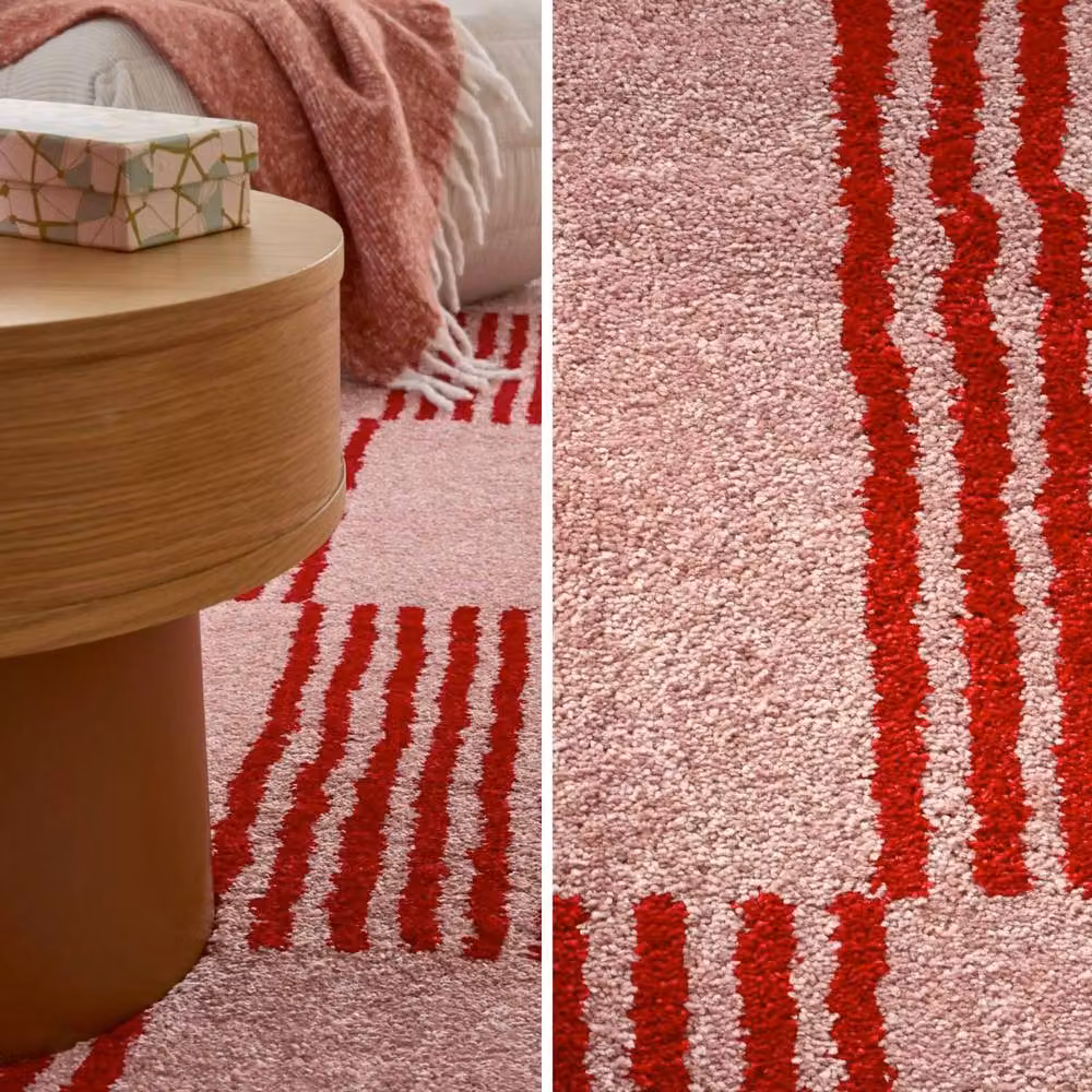 sweeek Checkerboard Interior Rug in Red and Pink, W: 120 cm, L: 160 cm – 2
