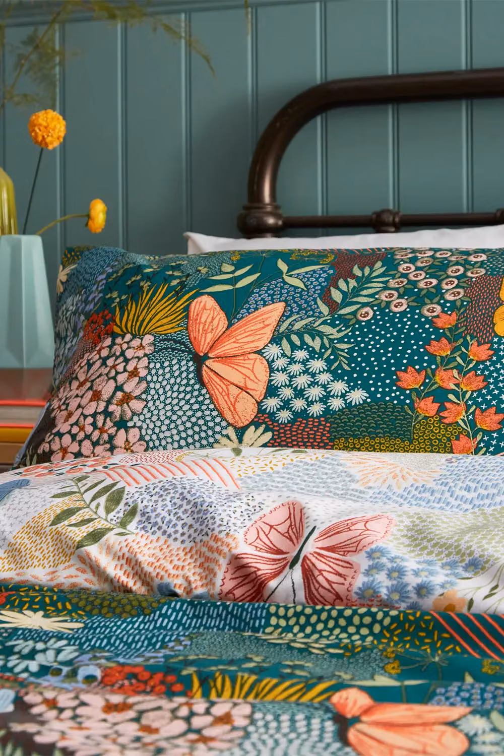 Riva Home Reversible Floral Duvet Cover Set in Petrol Green and Multicolour, W: 180 cm x L: 200 cm – 2