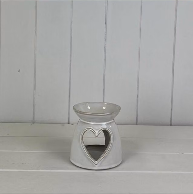 KDMD Glazed Ceramic Wax Oil Burner with Heart Cut Out and Textured Detail in Light Grey