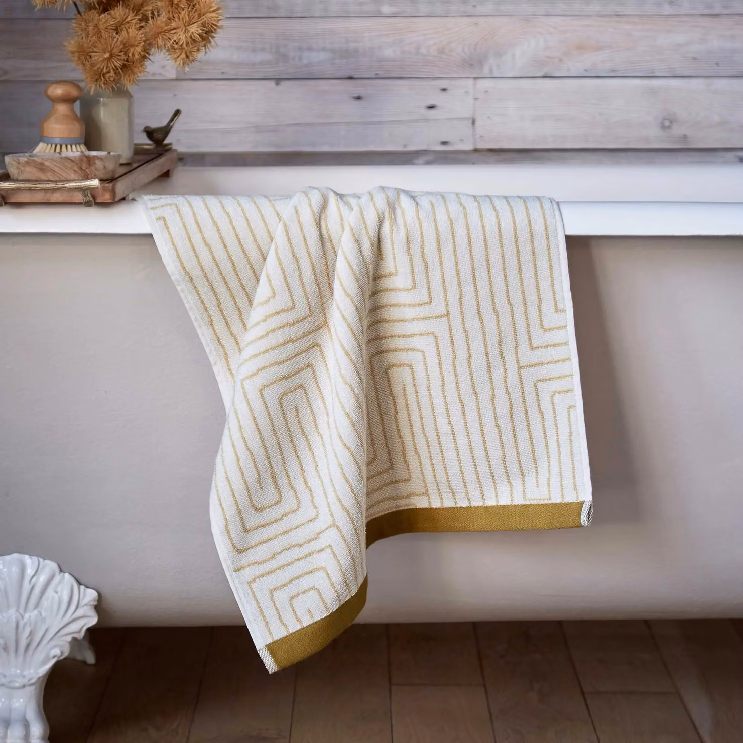 Abigail Ahern x Murmur Pia Cotton Terry Hand Towel in Yellow and Orange – 2