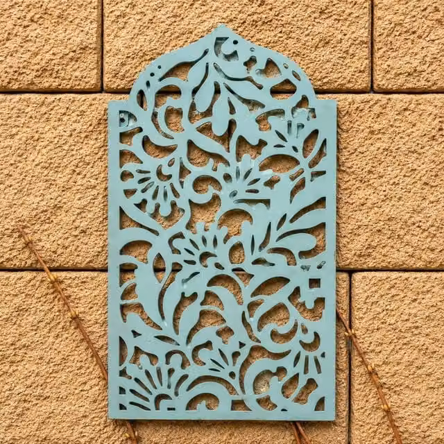 Melody Maison Green Floral Metal Garden Wall Plaque, W: 30 cm, H: 50 cm
