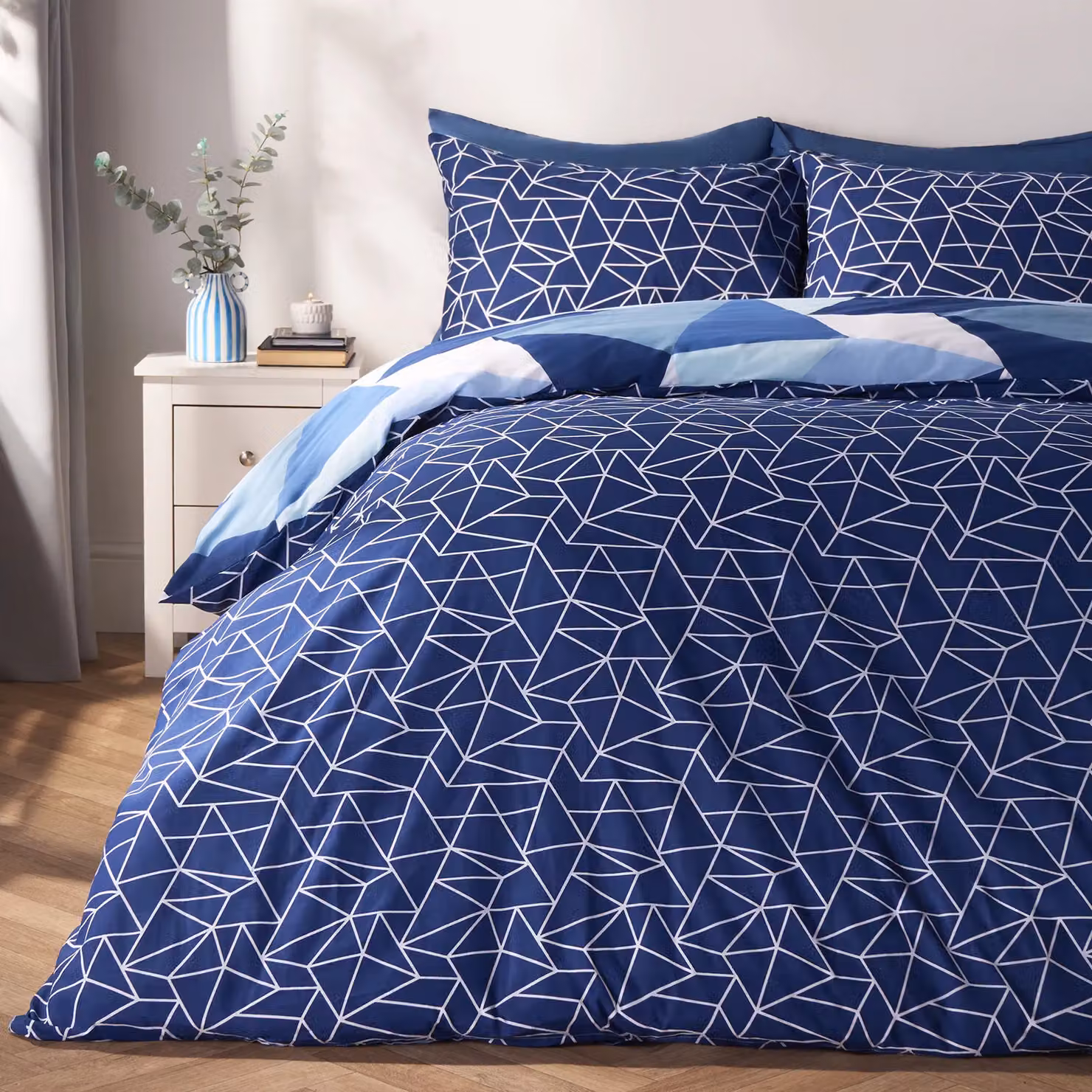 OHS Geometric Shapes Single Duvet Cover and Pillowcase Set in Blue and White, Polycotton Bedding W/D/H: 135 x 200 cm – 8