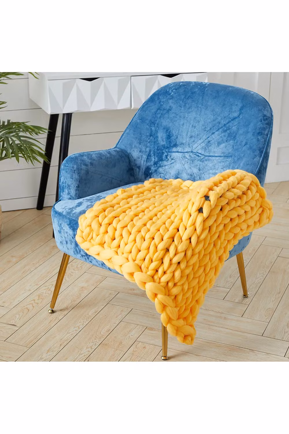 Living and Home Yellow Chunky Knitted Fluffy Throw Blanket, 60 x 60 cm – 2
