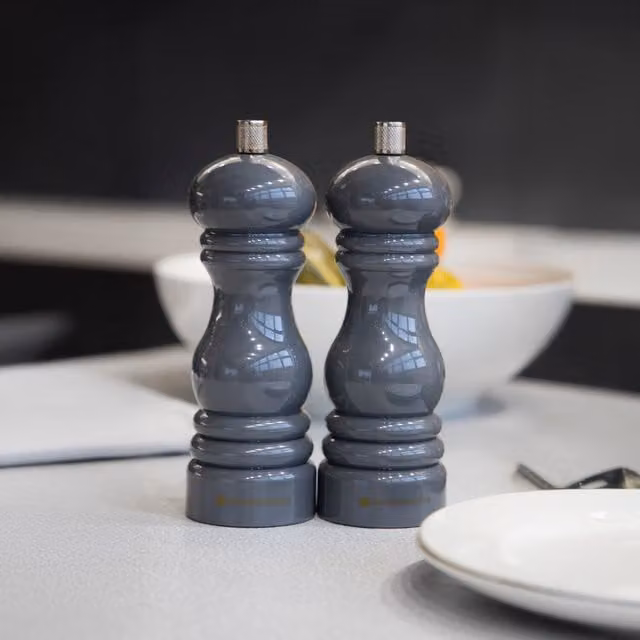 MasterClass Ceramic Capstan Mill in Grey and Gold, 17 cm