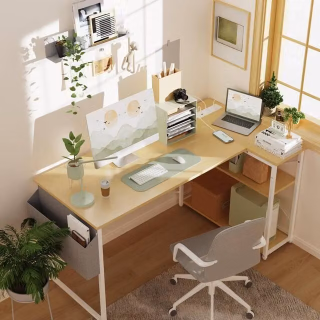 BEXEVUE Beige L-Shaped Gaming Desk with Power Outlets and Reversible Shelves W/D: 100 x 70 cm