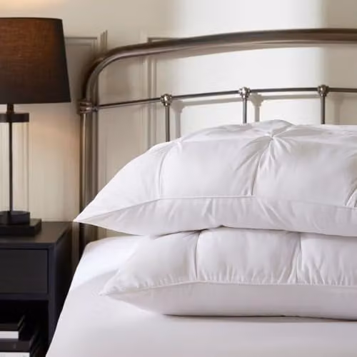 Vision Linens Pack of 2 White Pleated Polyester Pillows, W: 50 cm, L: 75 cm – 1