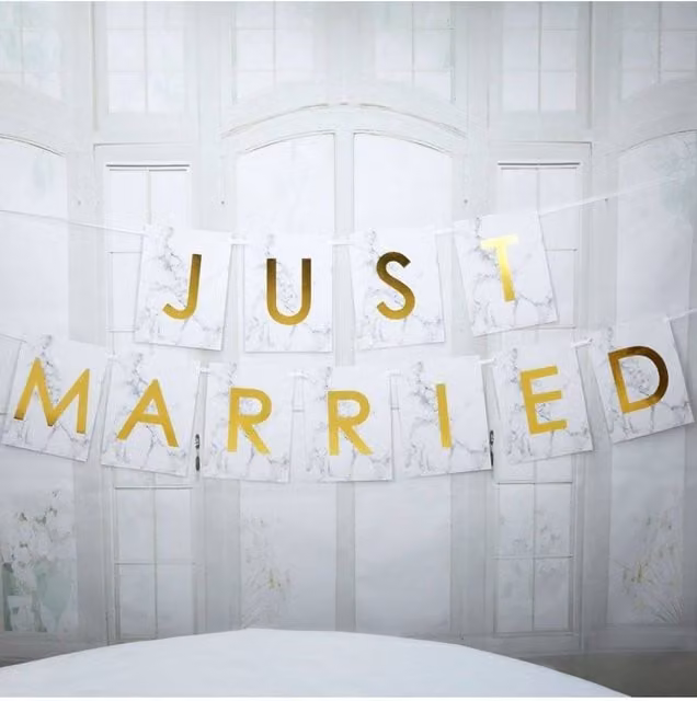 KDMD Large Just Married Marble Bunting in White and Gold