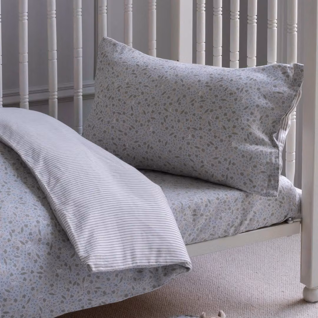 Avery Row Nature Trail Organic Cotton Cotbed Bedding Set, Multicolour – 2