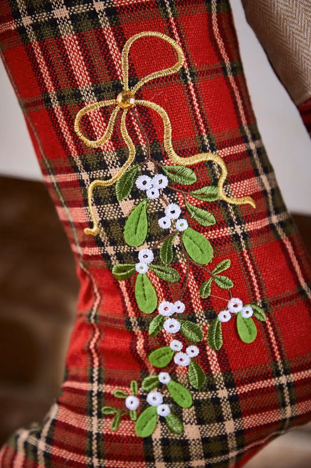 Dibor Set of 2 Mistletoe Highland Tartan Christmas Stockings in Red and Green – 4