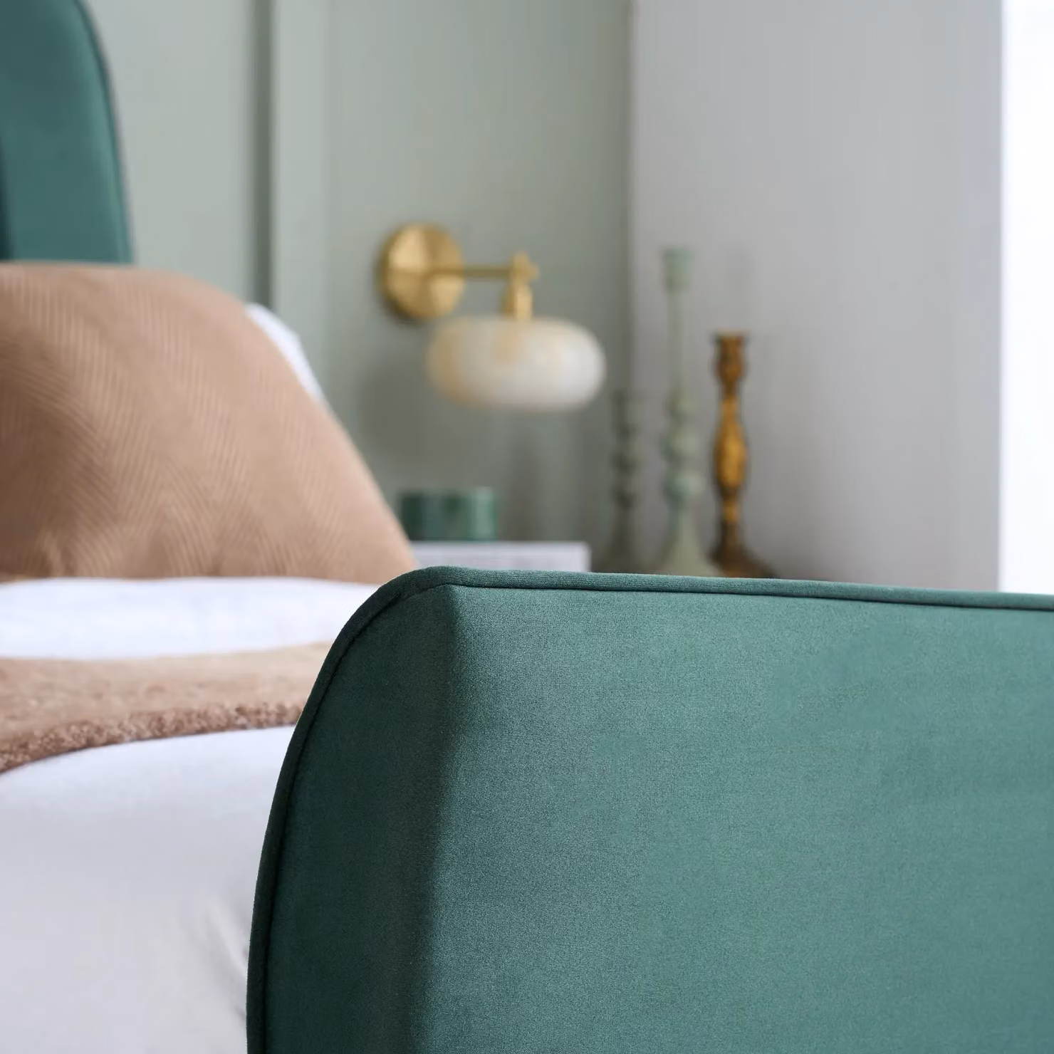 Birlea Clover Upholstered Velvet Bed Frame in Green with Gold Details and Lift Up Base W/D/H: 208 x 140 x 116 cm – 5
