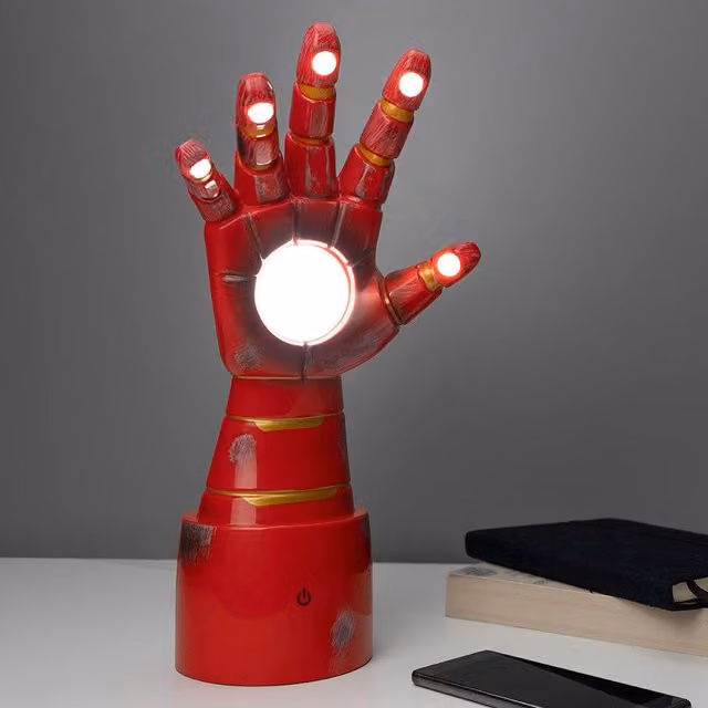 Menkind Marvel Iron Man Gauntlet LED Table Lamp in Red and Gold/Brass with Dimmable Touch Control and Timer – 1