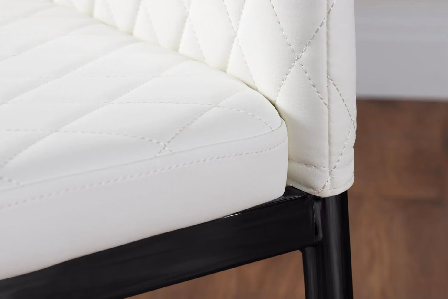 FurnitureboxUK Novara Round Glass Dining Table and 4 Milan Faux Leather Chairs in White with Black Legs – 5