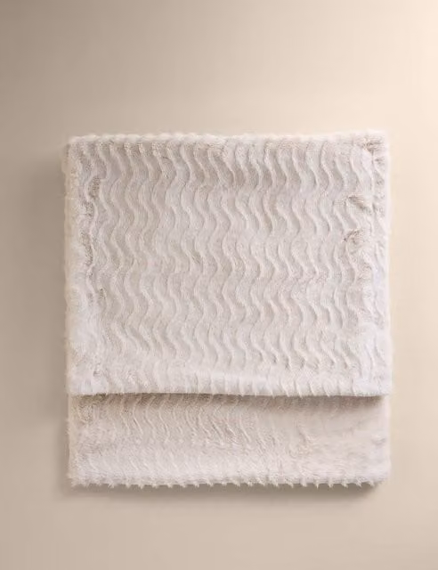 M&S Fluffy Faux Fur Feathered Throw in Ivory, Beige and White