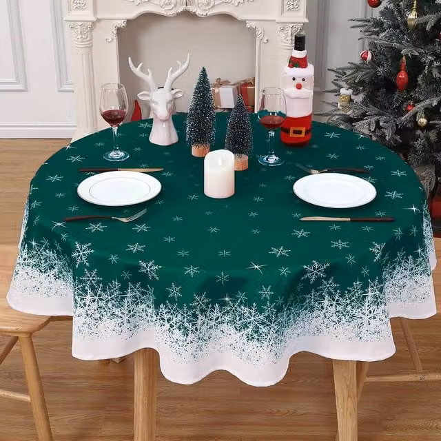London Boutique Snowflake Christmas Round Tablecloth in Green and White, Diameter: 152.4 cm – 1