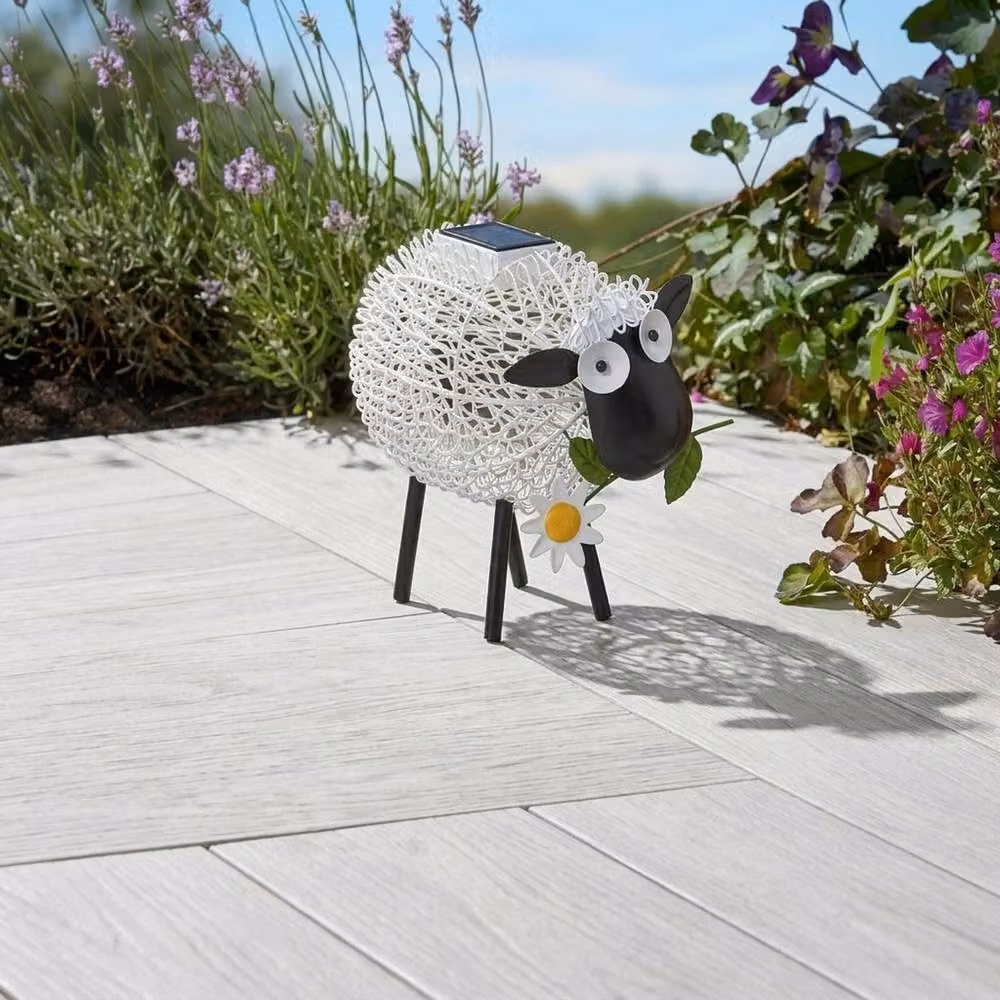 Garden Greatness Dolly Sheep Solar Silhouette Garden Light in White and Multicolour Metal, H: 30.0 cm, W: 21.5 cm, D: 14.5 cm – 2