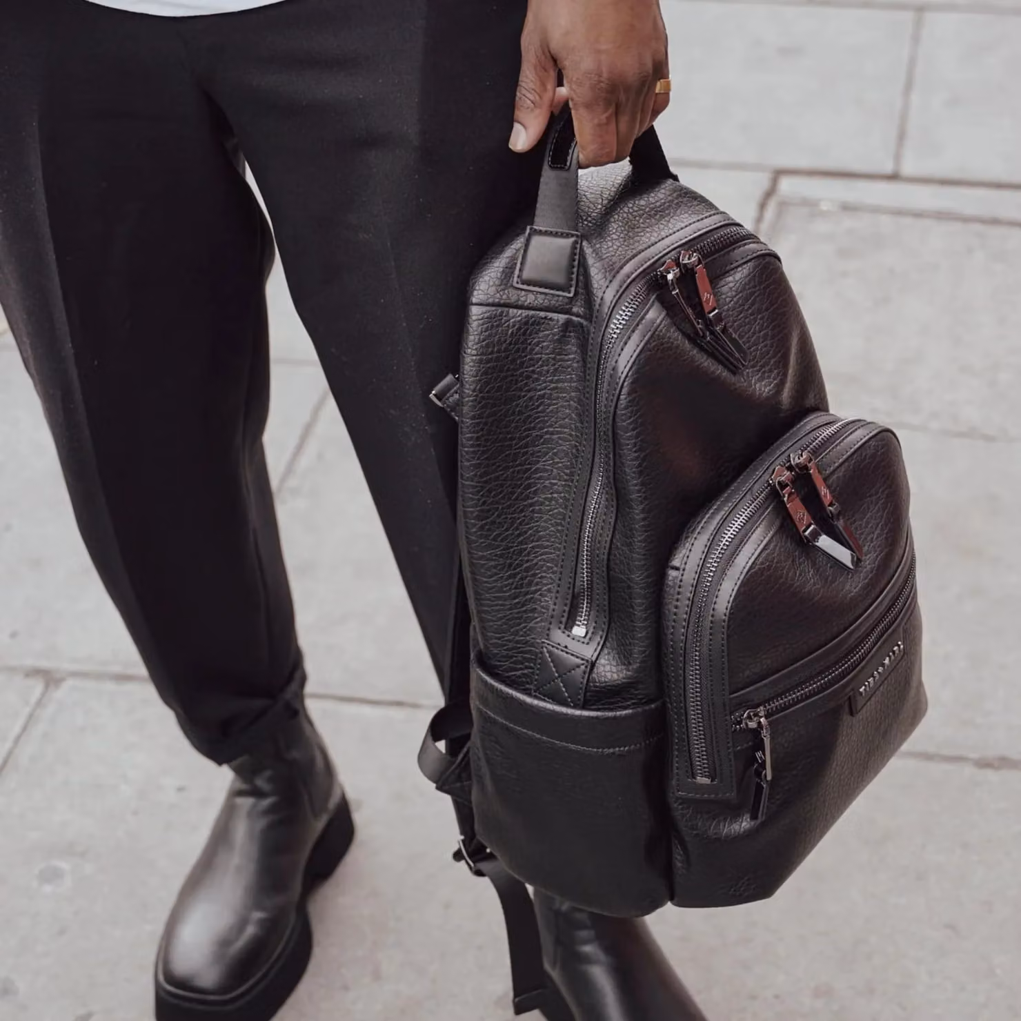 Tiba + Marl Elwood 2.0 Changing Backpack in Black – 5