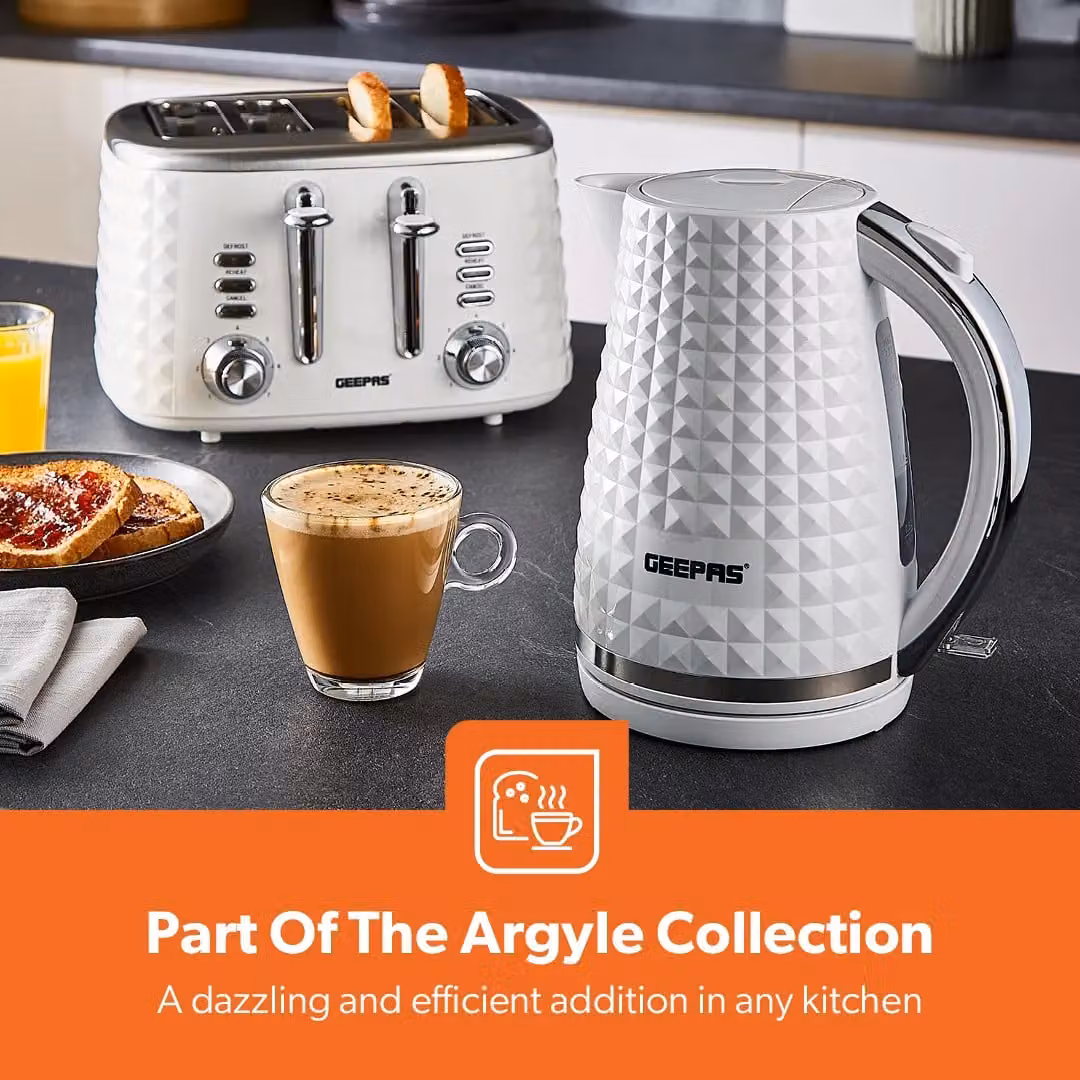 Geepas Argyle Kettle and 4 Slice Toaster Set in White – 1