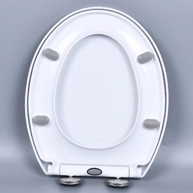 Ventryn White Oval Soft Close Toilet Seat – 1