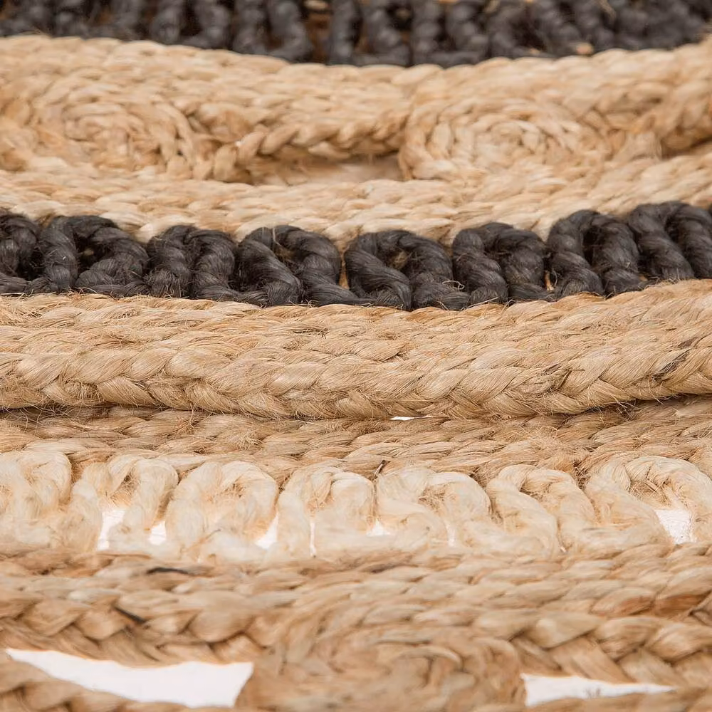 Wyld and Coco Round Braided Jute Rug in Beige and Black, Diameter: 140 cm – 4