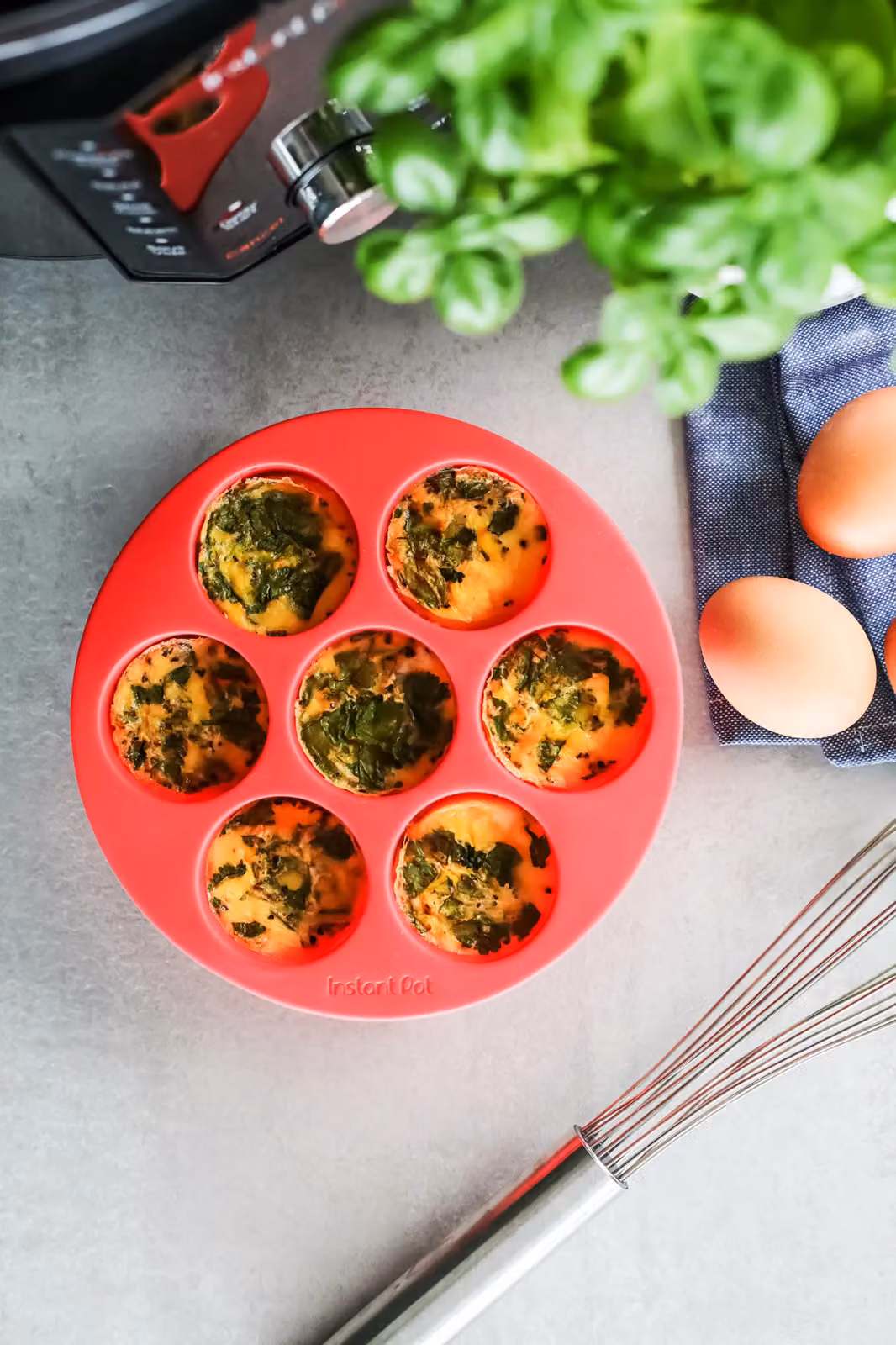 Instant Pot Red Silicone Egg Bites Muffin Tray with Lid – 6