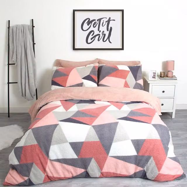 Dreamscene Shapes Teddy Fleece Duvet Cover and Pillowcase Set, Pink, Superking, 200 x 200 cm
