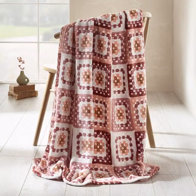 Catherine Lansfield Pink Floral Crochet Print Throw W: 130 cm, H: 170 cm