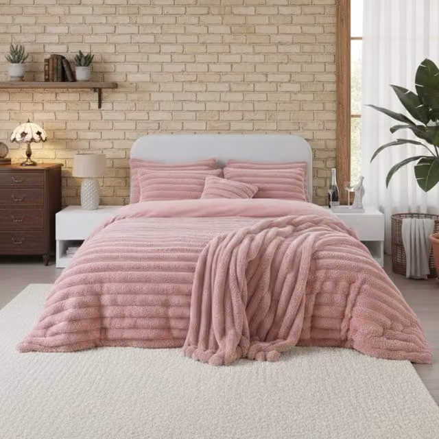 Snug City Luxury Teddy Cord Bedding Set in Pink, Super King Size, 200 x 200 cm – 1