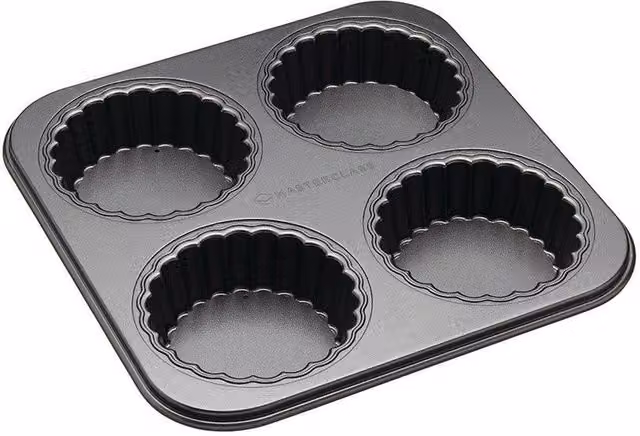 MasterClass Non-Stick Loose Base Fluted Tart Tin, 26cm, Black – 2