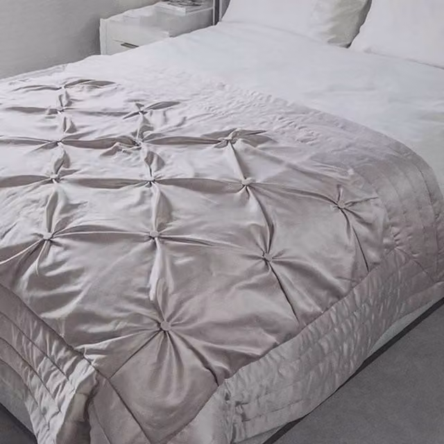 Voltico Quilted Buttoned Bedspread in Petrol, Purple and Silver, W: 140 cm, L: 200 cm – 1