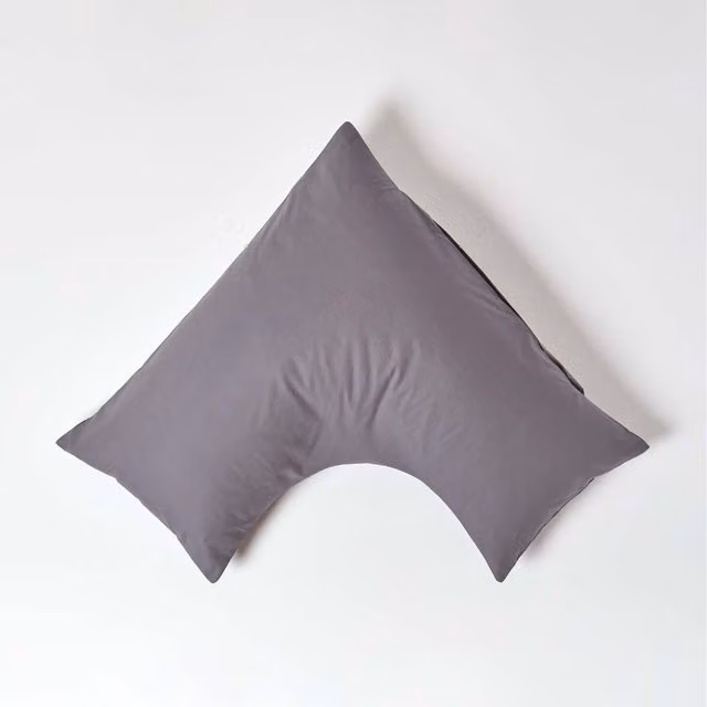 Homescapes Dark Grey Egyptian Cotton V-Shape Pillowcase, 200 Thread Count Percale – 1
