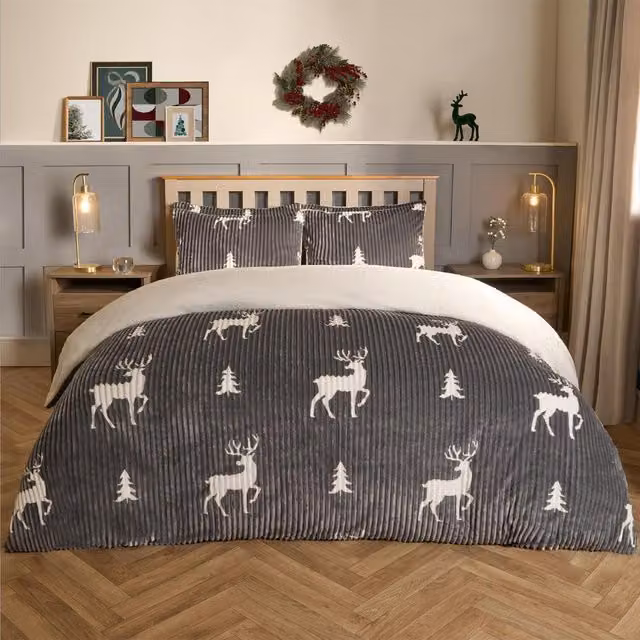 OHS Reversible Grey Ribbed Christmas Stag Sherpa Fleece Duvet Cover, W/D/H: 140 x 200 cm