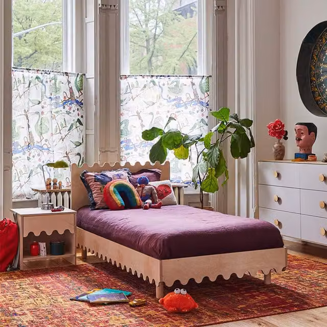 Oeuf NYC Moss Single Bed in Birch