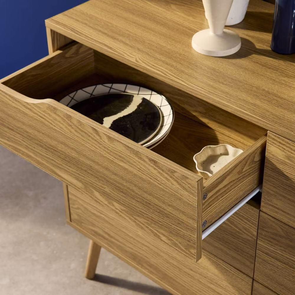 Sweek 6-Drawer Scandinavian Style Chest in Light Brown Wood Effect, H 120 x W 80 x D 40 cm – 3