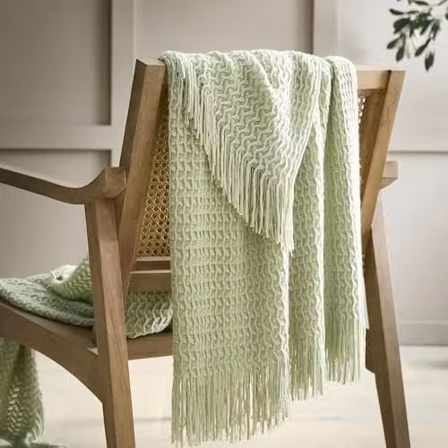 Appletree Textured Knit Throw in Green, W/D/H: 130 x 180 cm