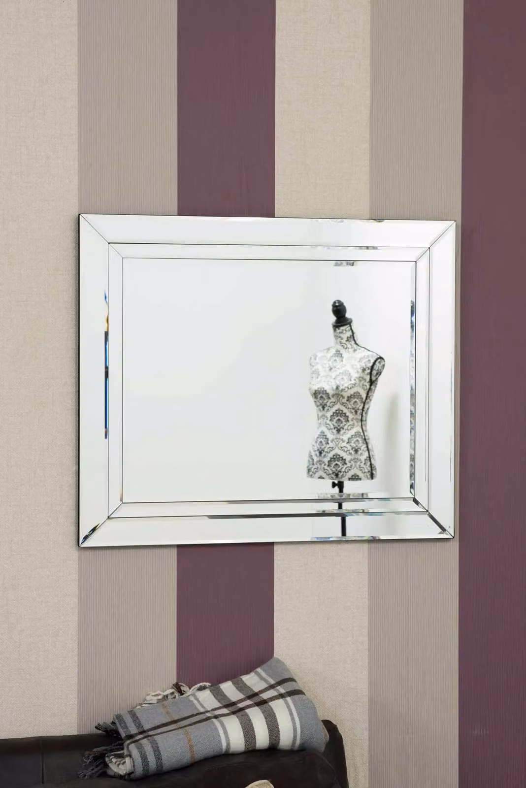 MirrorOutlet Cranbury All Glass Rectangular Wall Mirror in Silver, W: 68 cm, H: 58 cm – 2