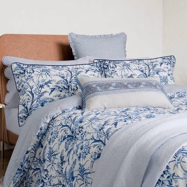 Bedeck of Belfast Este Reversible Floral Cotton Percale Double Duvet Cover and Pillowcase Set, Blue and White, W: 140 cm, L: 200 cm