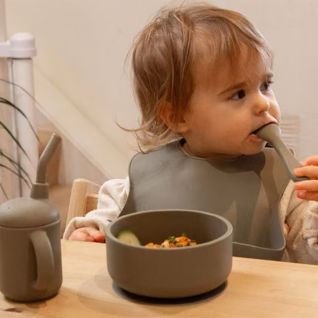 Tiny Dining BPA-free Silicone Baby Training Spoon in Green