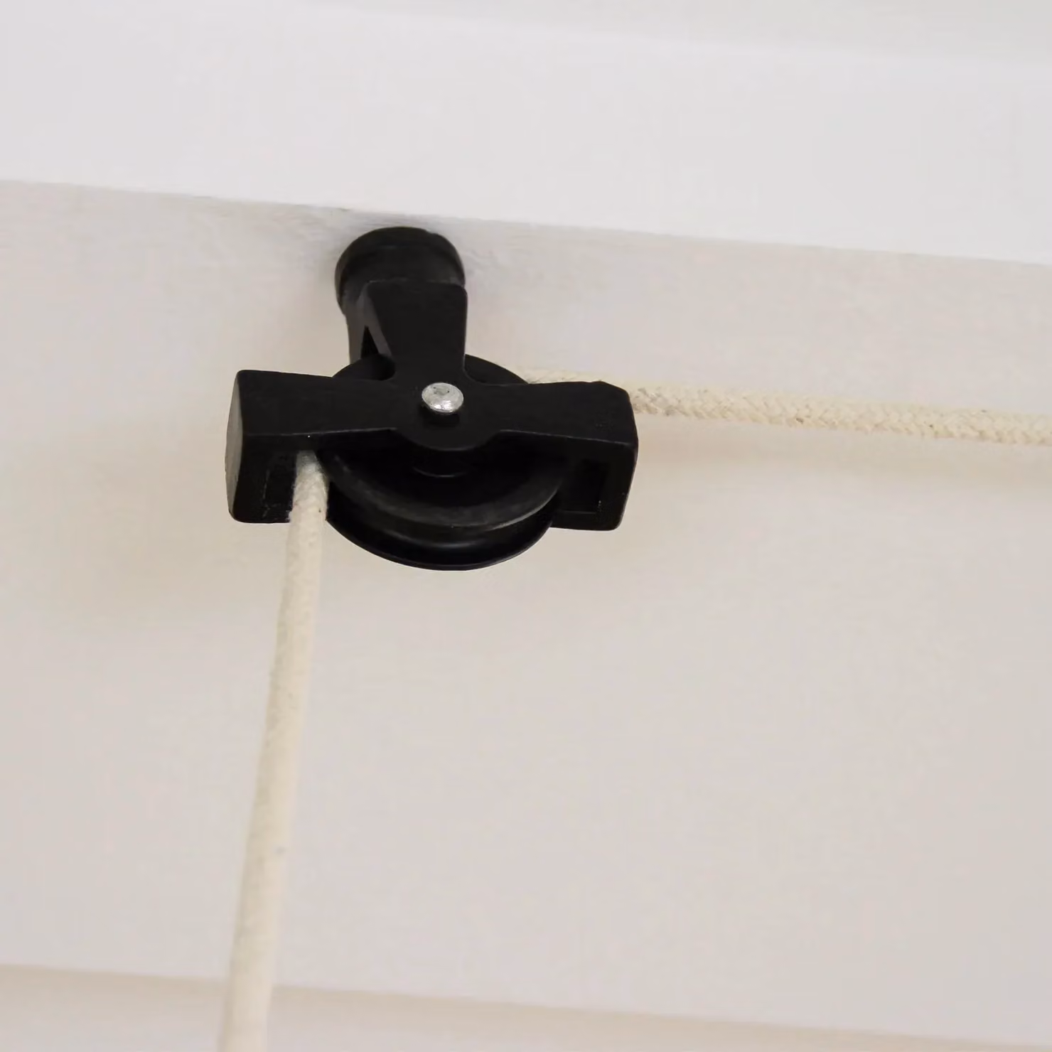 Monstershop Clothing Airer Ceiling Pulley in Black – 2