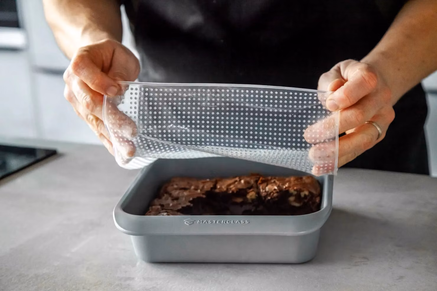 MasterClass Set of 4 Transparent Silicone Stretch Lids, 19.5 cm Square Airtight and Leakproof Reusable Food Covers – 2