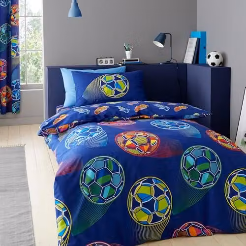 Catherine Lansfield Bright Football Reversible Double Duvet Cover Set with Pillowcases in Blue, W/D/H: 200 x 200 cm and 50 x 75 cm – 1