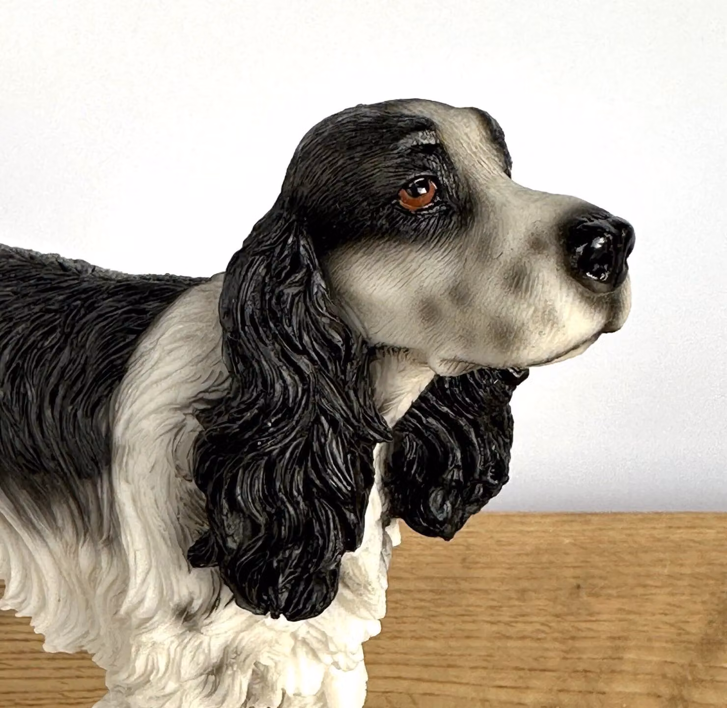 Leonardo Animal Crackers Cocker Spaniel Figurine in Black, White and Gold – 3