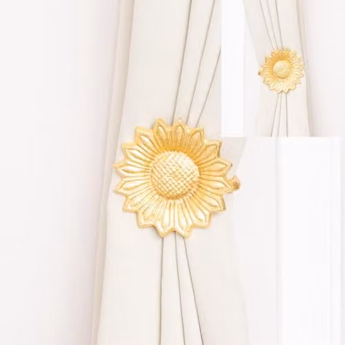 Melody Maison Set of 2 Gold Metal Sunflower Wall Mounted Tie Backs