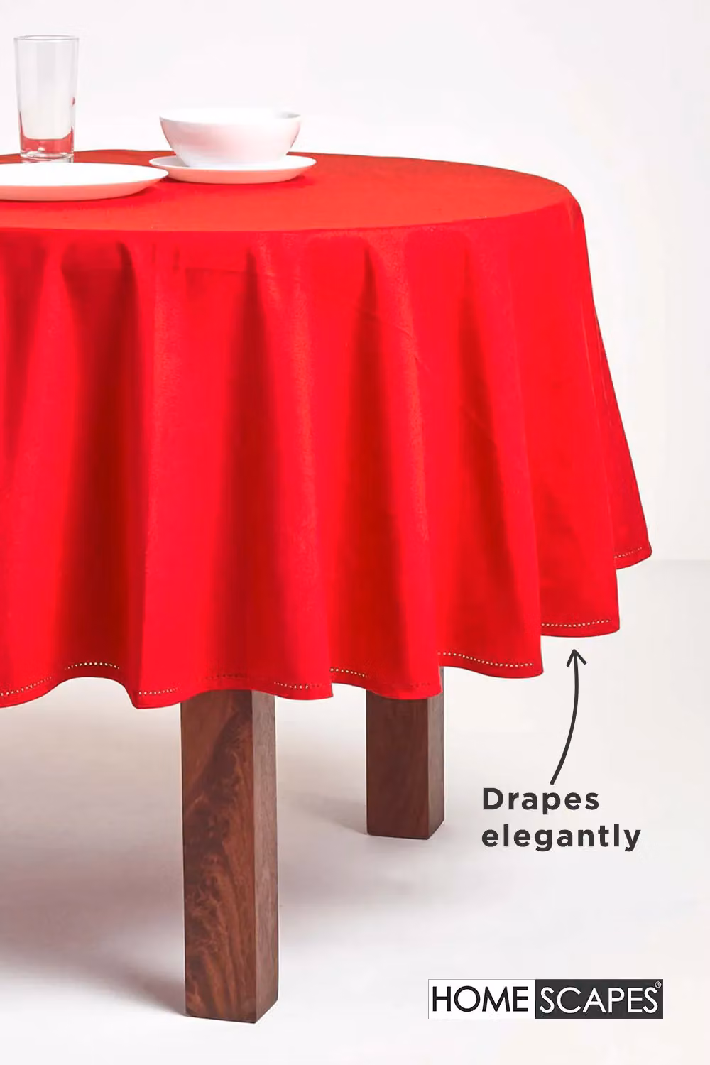 Homescapes Plain Red Round Cotton Tablecloth, Diameter: 178 cm – 3