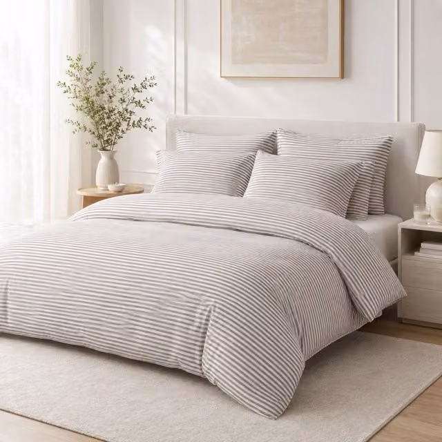 Grace Grey Pinstripe Reversible Microfibre Duvet Cover and Pillowcase Set, Single, 90 x 200 cm