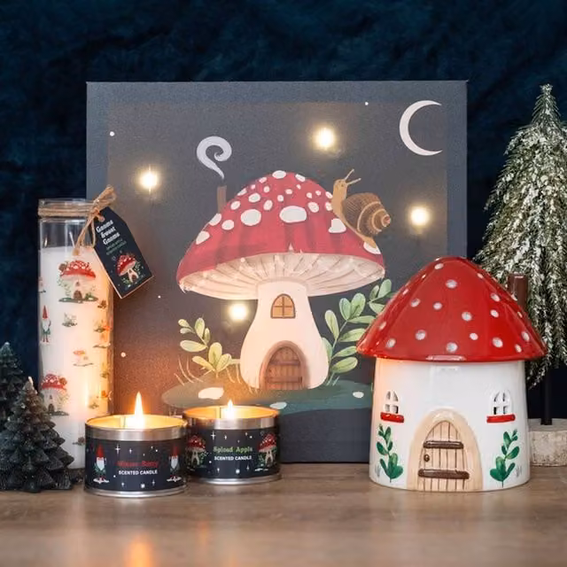 Uniqueful Gnome Sweet Gnome Spiced Apple Tube Candle, Multicolour