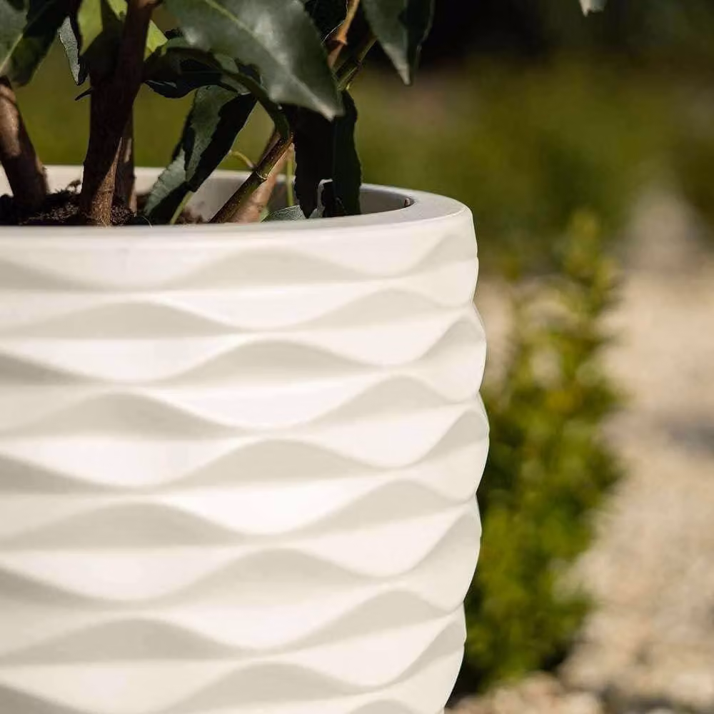 Primrose Bilbao Round Plastic Flower Pot and Planter in White, Diameter: 34 cm – 5